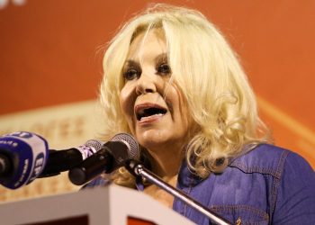 Η Σεμίνα Διγενή παραιτείται από ευρωβουλευτής και συνεχίζει ως υποψήφια βουλευτής του ΚΚΕ
