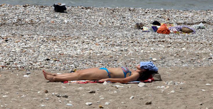 Καιρός: Καμίνι η χώρα, στους 38 βαθμούς θα φτάσει το θερμόμετρο