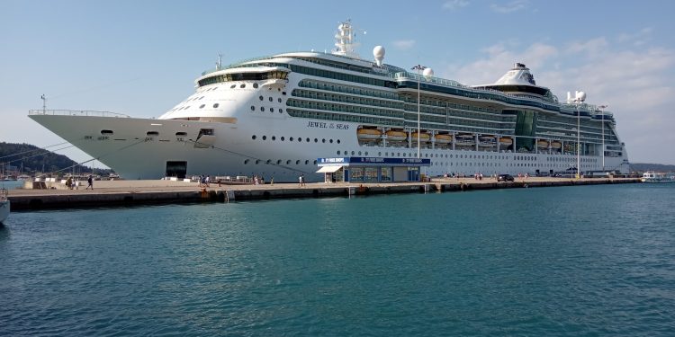 Το “Διαμάντι των Θαλασσών” στο Κατάκολο