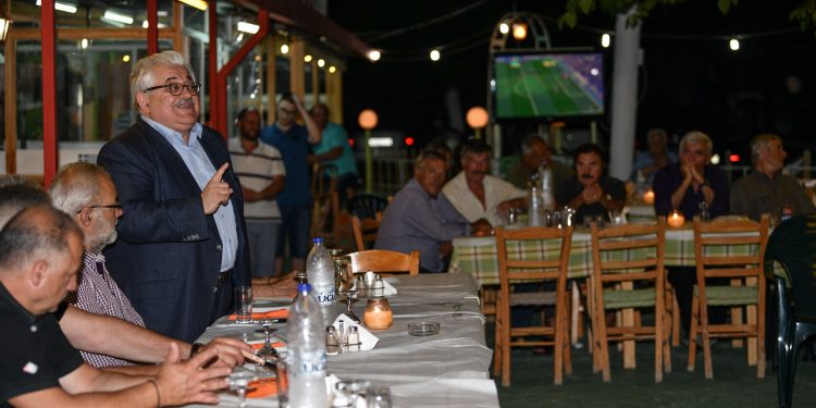 ΚΩΣΤΑΣ ΤΖΑΒΑΡΑΣ: “Η παραγωγική ανασυγκρότηση του πρωτογενούς τομέα πρέπει να ξεκινήσει από την Ηλεία”