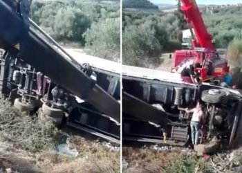 Νταλίκα πέρασε στο αντίθετο ρεύμα και έπεσε σε χαράδρα στην Χαλκιδική