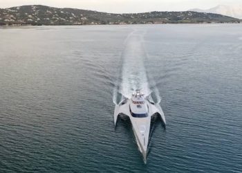 Σε ποια παραλία εμφανίστηκε το ωραιότερο Super Yacht στον κόσμο