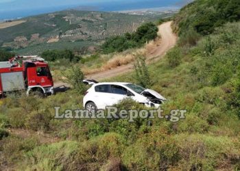 Θανατηφόρα βουτιά για οδηγό που έπεσε με το ΙΧ του σε γκρεμό