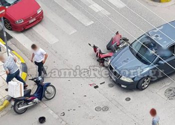 Οδηγός χτύπησε ντελιβερά και δεν σταμάτησε
