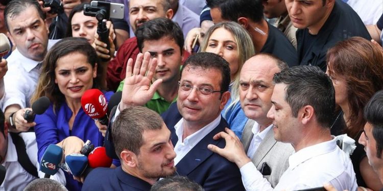 Κωνσταντινούπολη: Μεγάλος νικητής για δεύτερη φορά ο Ιμάμογλου