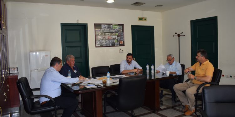 ΑΝΔΡΕΑΣ ΝΙΚΟΛΑΚΟΠΟΥΛΟΣ: “Να εξοφληθεί το χρέος της Περιφέρειας στο ΚΤΕΛ”