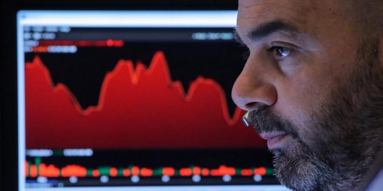 Oυκρανία: Η πρώτη έξοδος στις αγορές επί Ζελένσκι με διεθνές ομόλογο επταετούς διάρκειας