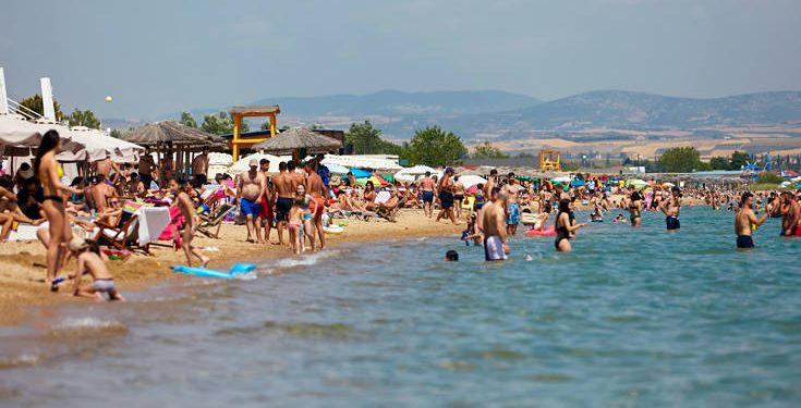 Καιρός: Καμίνι η Ελλάδα, πού θα δείξει 38 βαθμούς το θερμόμετρο
