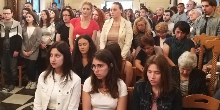 Ιερά Παράκληση για τους υποψηφίους των Πανελλαδικών στον Πολιούχο του Πύργου