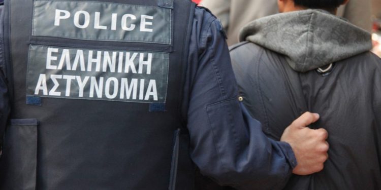 Σύλληψη αλλοδαπών για παράνομη είσοδο και διαμονή στη Χώρα