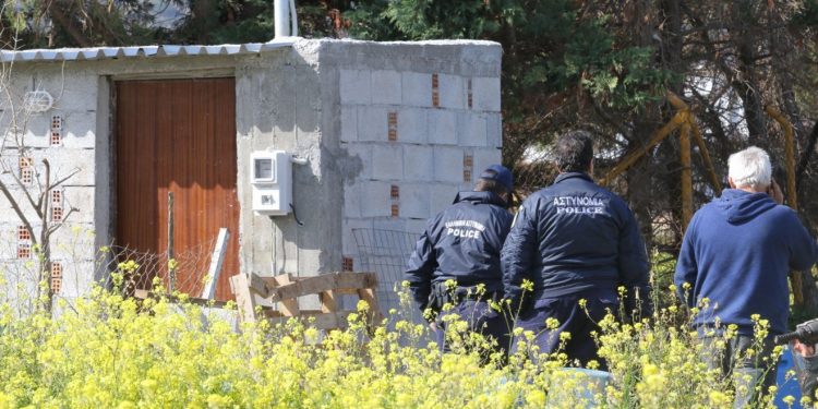 ΣΠΙΑΝΤΖΑ ΠΥΡΓΟΥ: Εντοπίστηκε νεκρός μέσα στο σπίτι του!
