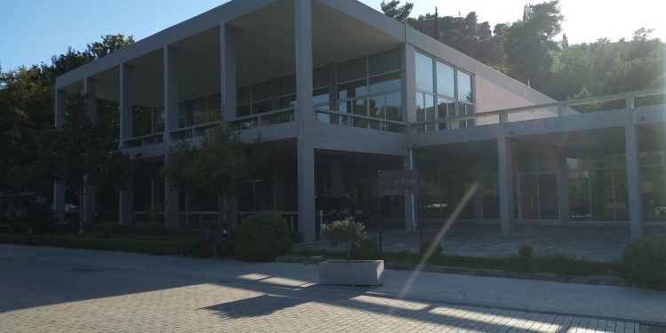 ΔΗΜΟΣ ΑΡΧΑΙΑΣ ΟΛΥΜΠΙΑΣ – ΚΕΝΤΡΟ ΚΟΙΝΟΤΗΤΑΣ: Δωρεάν προληπτικός γυναικολογικός έλεγχος (ΤΕΣΤ ΠΑΠ)