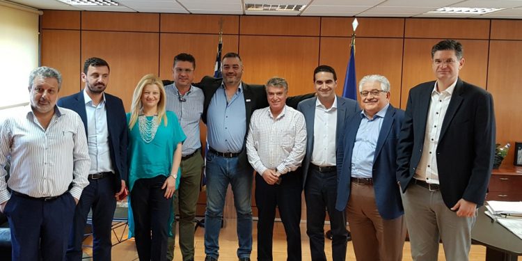 ΔΙΟΝΥΣΗΣ ΚΑΛΑΜΑΤΙΑΝΟΣ: “Άμεσες λύσεις για τα σεισμόπληκτα κτήρια του Δήμου Ανδραβίδας – Κυλλήνης και τη μοριοδότηση των μαθητών που συμμετείχαν στις πανελλήνιες