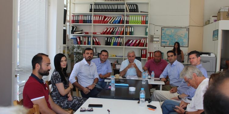 “Να μην βγει εκτός της στρεμματικής ενίσχυσης η βιομηχανική τομάτα”