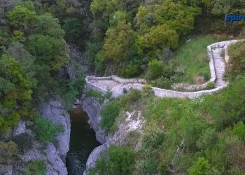 Αχέροντας ποταμός: Οι «πύλες του Άδη»