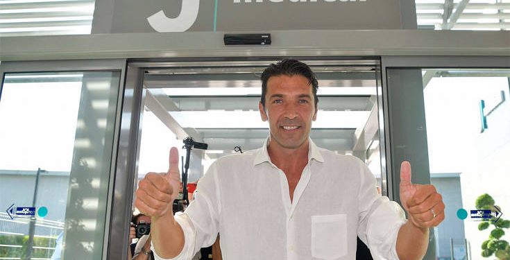 Ξανά στην αγαπημένη του Γιουβέντους ο Μπουφόν