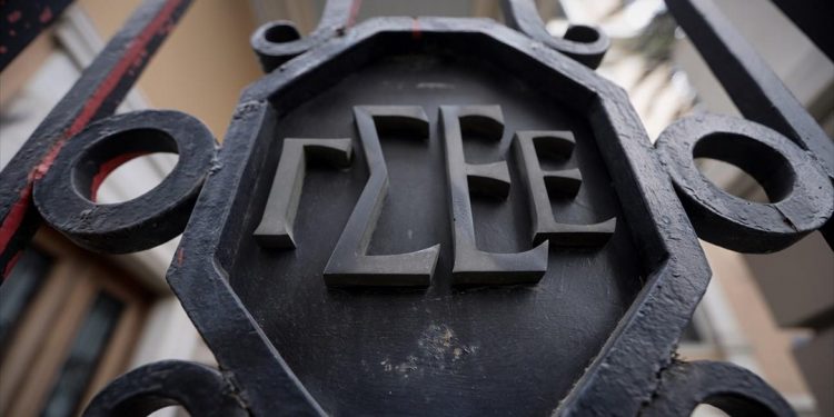 ΓΣΕΕ: Να εφαρμοστούν εδώ και τώρα ΣΣΕ σε αστικές συγκοινωνίες και ΟΣΕ