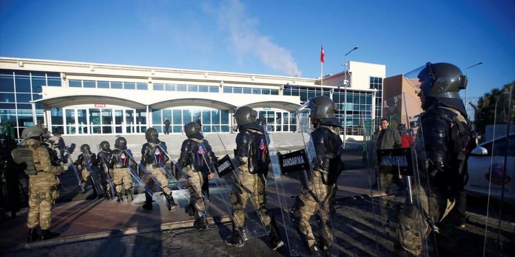 Η Τουρκία σε άτυπη κατάσταση εκτάκτου ανάγκης