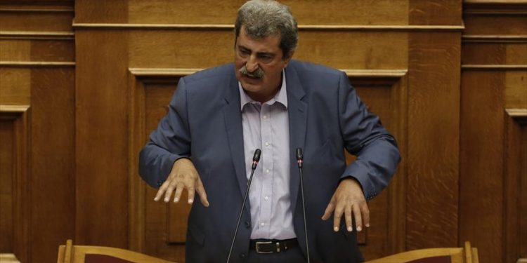 Πηγές ΣΥΡΙΖΑ: Επικοινωνιακό σόου με στόχο τον Π. Πολάκη