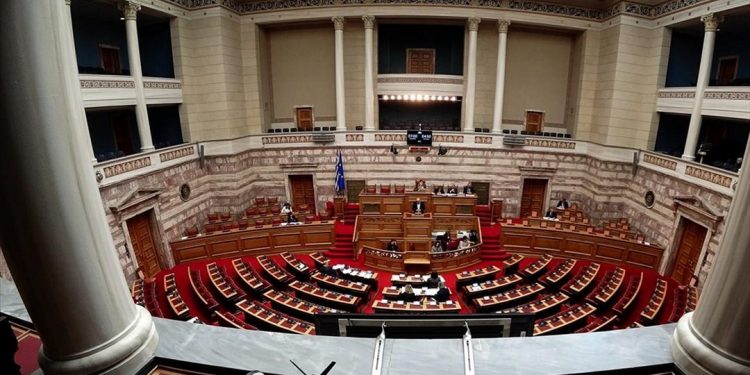 Ποιους θα προτείνει ως αντιπροέδρους της Βουλής η Ν.Δ.