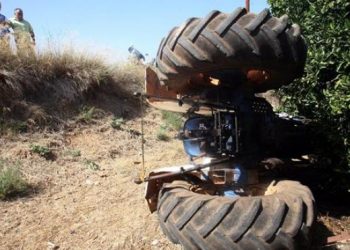 Ηλεία: Καταπλακώθηκε από το τρακτέρ του και σκοτώθηκε