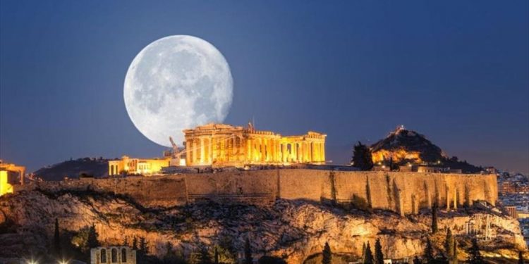 Αυγουστιάτικη Πανσέληνος: Εκδηλώσεις με ελεύθερη είσοδο σε όλη την επικράτεια