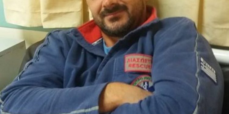 “Έφυγε” στα 42 του ο διασώστης του ΕΚΑΒ Αντώνης Ασημακόπουλος