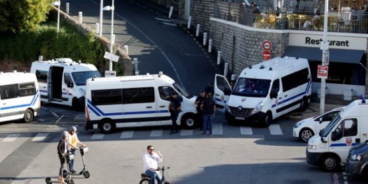 Γαλλία: Με συγκρούσεις διαδηλωτών- αστυνομίας υποδέχθηκε τους ηγέτες για τη Συνόδου του G7