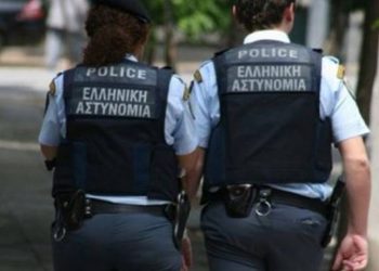 Θεσσαλονίκη: Συνελήφθησαν οπαδοί της Σλόβαν Μπρατισλάβα με μαχαίρια και σφυρί