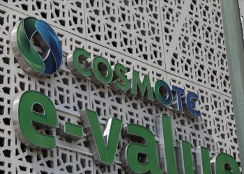 COSMOTE: Διευκολύνει την επικοινωνία κατοίκων και επισκεπτών στην Εύβοια