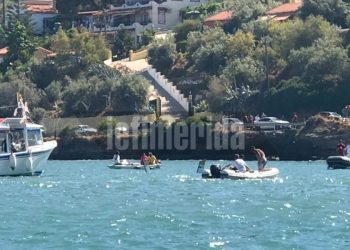 Έπεσε ιδιωτικό ελικόπτερο στον Πόρο (βίντεο)