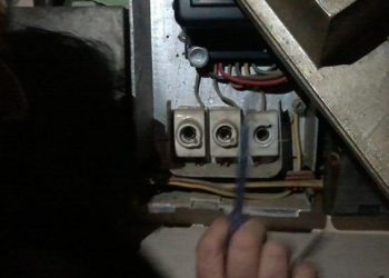 Συλλήψεις για ρευματοκλοπές σε χωριά του Πύργου