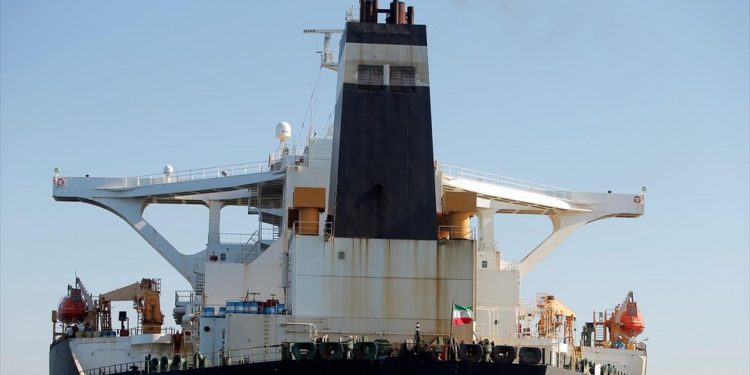 Ιράν: Πουλήσαμε το πετρέλαιο του τάνκερ, ο ιδιοκτήτης θα αποφασίσει τον προορισμό