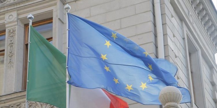 Ιταλία: Συνεχίζονται οι διαβουλεύσεις για τη συγκρότηση νέου κυβερνητικού σχήματος
