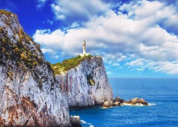 Πλήθος κόσμου επισκέφθηκε τους φάρους της Ελλάδας