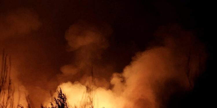 Πυρκαγιά στη Φλώρινα στην περιοχή Βαρικό