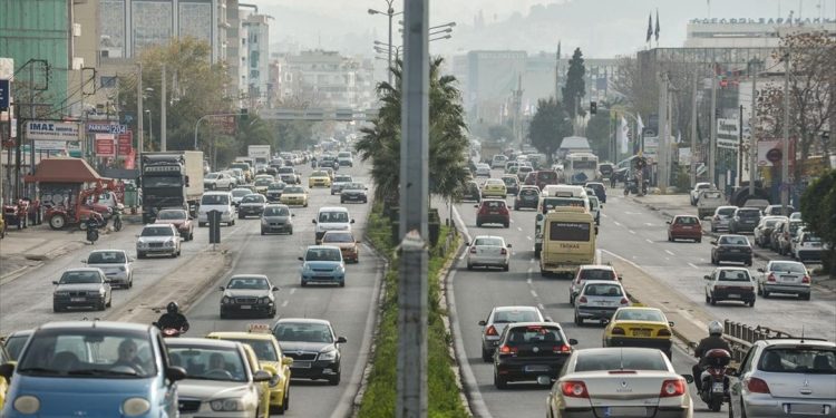 Σε ετοιμότητα το ΥΠΟΙΚ για τα νέα τέλη κυκλοφορίας