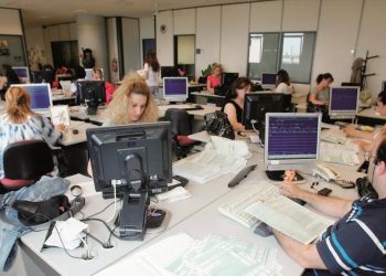 Σταδιακή μείωση και κατάργηση των τεκμηρίων διαβίωσης