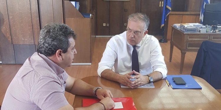 Συνάντηση υπ. Εσωτερικών με το νέο δήμαρχο Σαμοθράκης