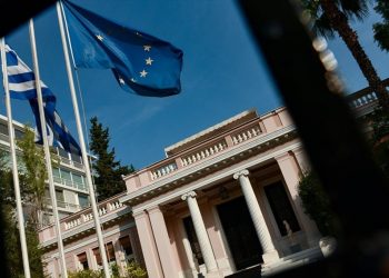 «Θερμός» Σεπτέμβρης για την κυβέρνηση