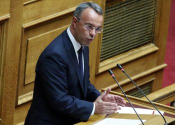 Χρ. Σταικούρας: Με ασπίδα τα ομόλογα θέλει «κούρεμα» πλεονασμάτων
