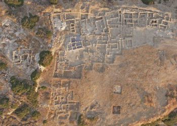 Συνεχίστηκε για 16η χρονιά η ανασκαφή του Μινωικού νεκροταφείου στον Πετρά Σητείας