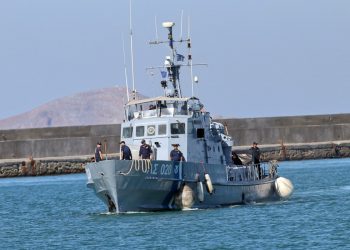 Πέντε νεκρά παιδιά και δύο γυναίκες – News.gr