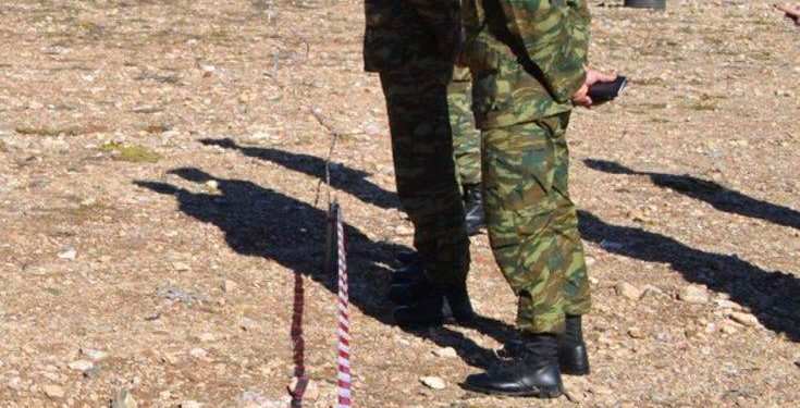 Κυβέρνηση για Λέρο: Σταδιακά μπορεί να έγινε η αφαίρεση του στρατιωτικού υλικού