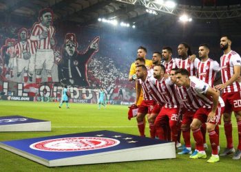 Το... χειροκρότημα της UEFA στον Ολυμπιακό