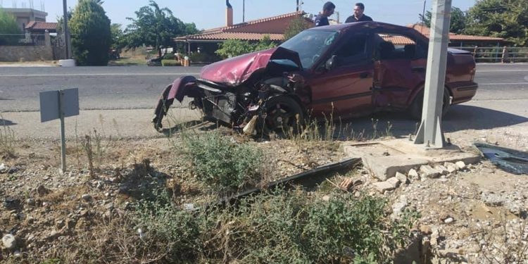 Δύο τραυματίες σε τροχαίο στο Καπελέτο