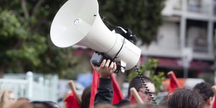 Ποιοι συμμετέχουν στην 24ωρη απεργία της ΑΔΕΔΥ και πώς θα κινηθούν τα Μέσα Μεταφοράς