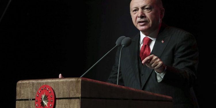 «Όσοι νομίζουν ότι ο πλούτος της Κύπρου τους ανήκει, θα έρθουν αντιμέτωποι μαζί μας»