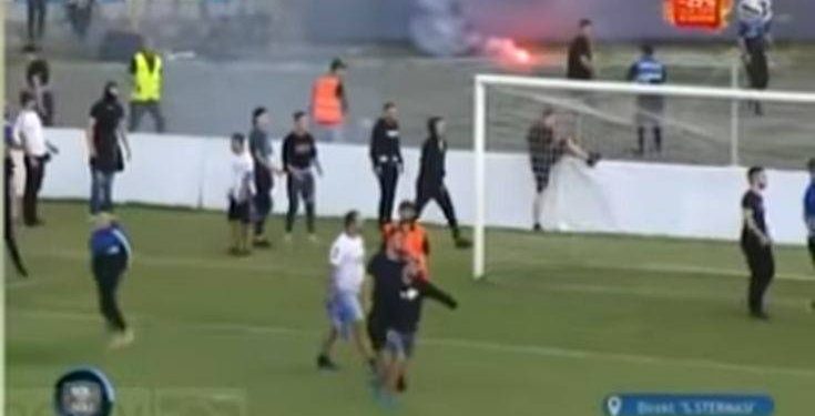 Άγριο ξύλο στο ντέρμπι του αλβανικού πρωταθλήματος – Newsbeast
