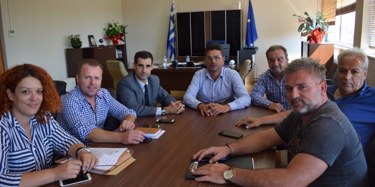 ΔΗΜΟΣ ΑΝΔΡΑΒΙΔΑΣ – ΚΥΛΛΗΝΗΣ: Συνάντηση Δημάρχου με Αντιπεριφερειάρχη Ηλείας